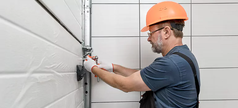 Garage Door Repair in Sun City Center